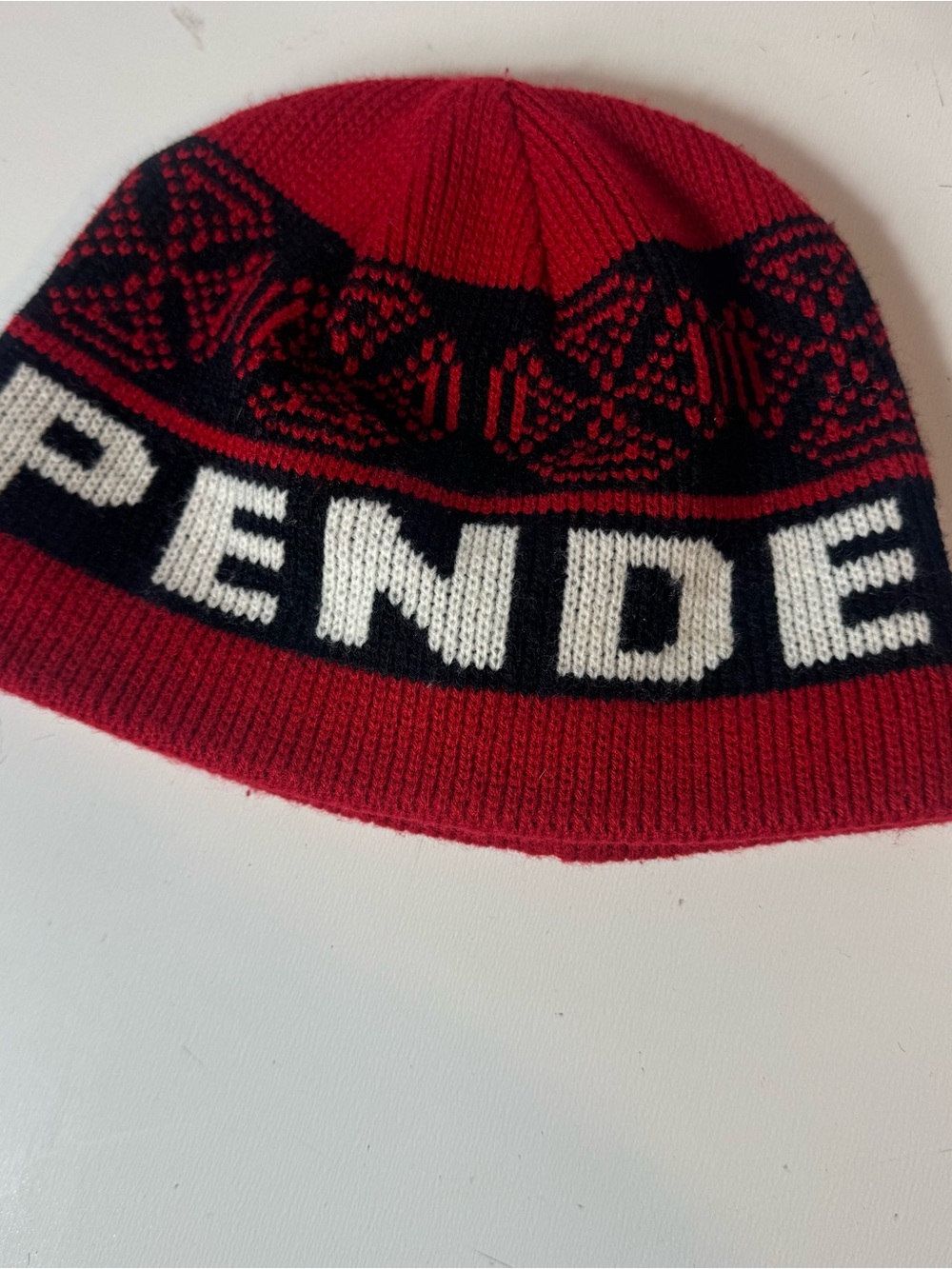 Vtg Y2K Independent Truck Red & Black Knit Lined Skull Cap Beanie Cross Logo